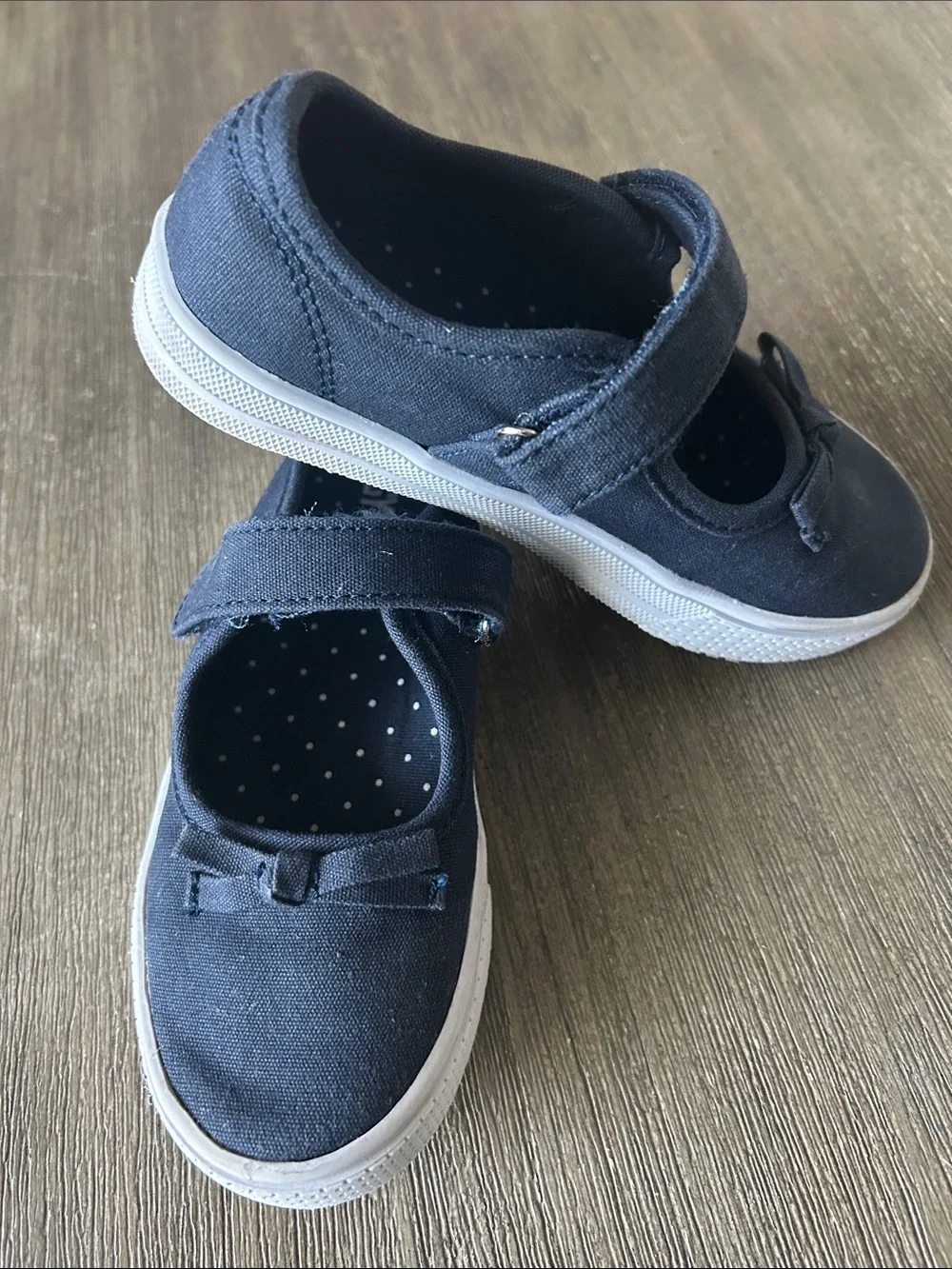 Gymboree Dark Blue Canvas Mary Jane Shoes with Bow, Like New, Sz. 11.